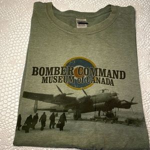 Bomber Command Museum of Canada mens Tshirt XL